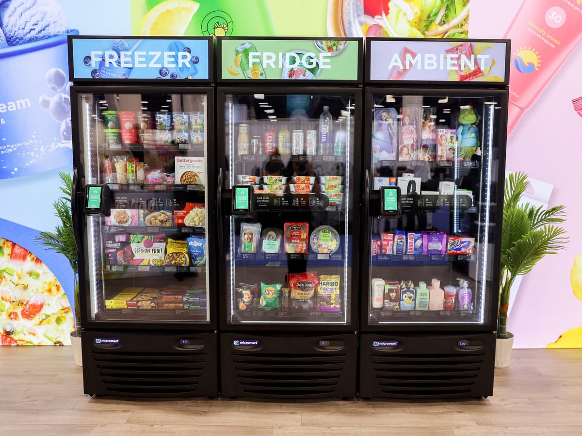 Full smart store configuration with multiple units